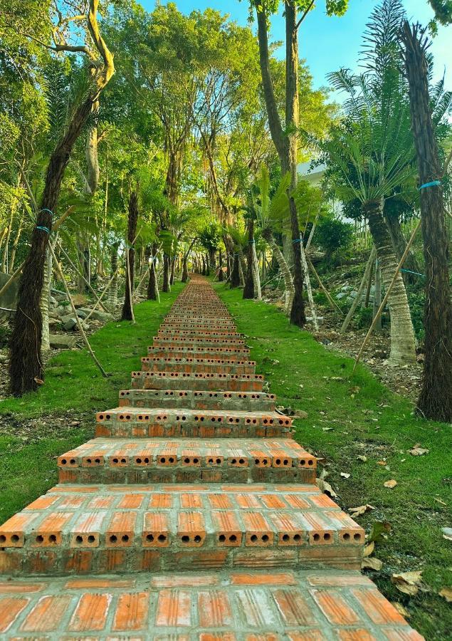 Hon Trem Resort Ba Trai Buitenkant foto